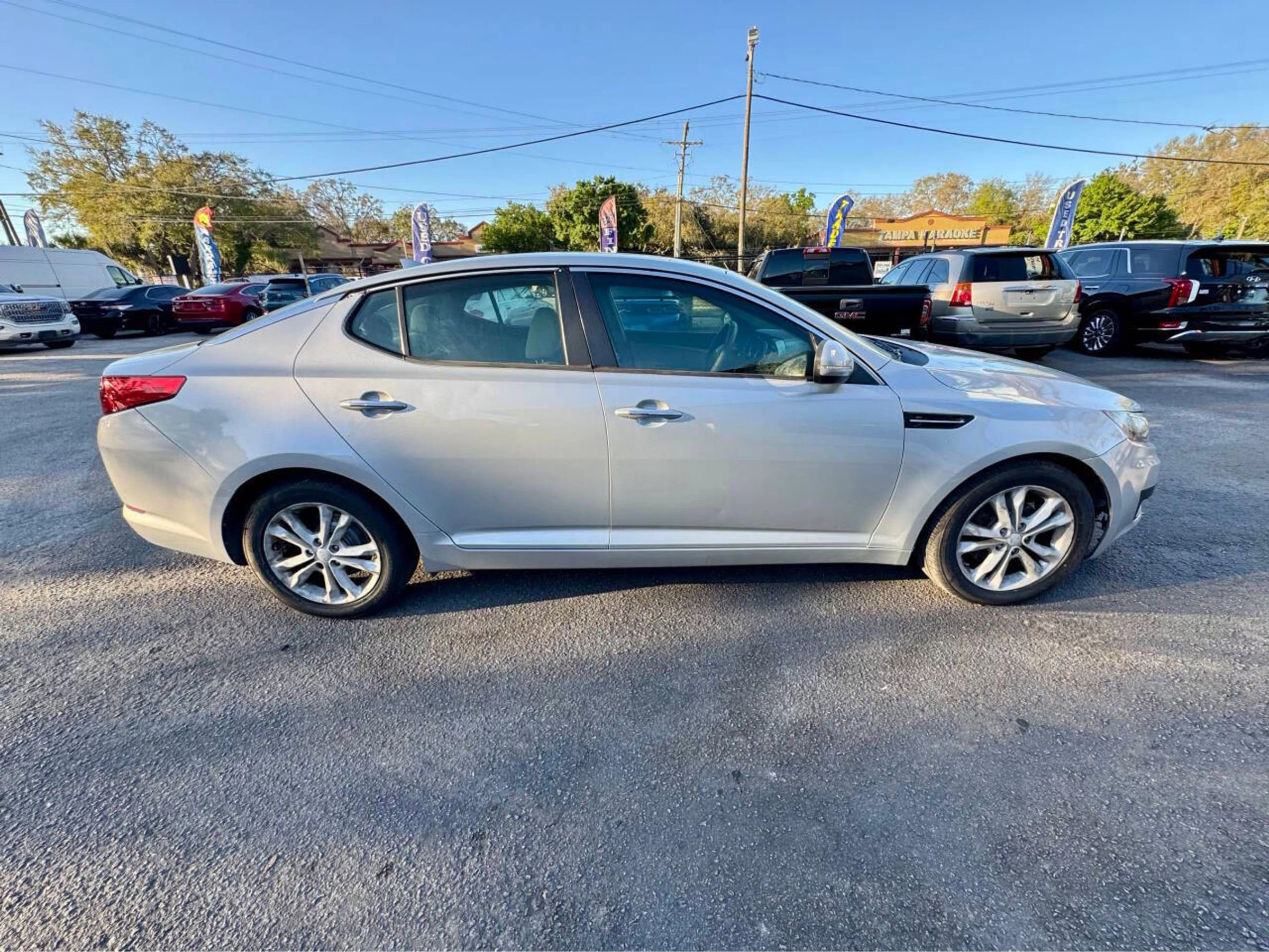 Used 2013 Kia Optima LX image 12