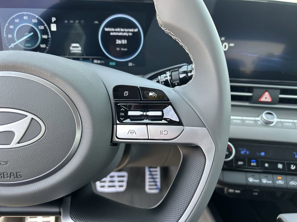 New 2025 Hyundai Elantra SEL image 25