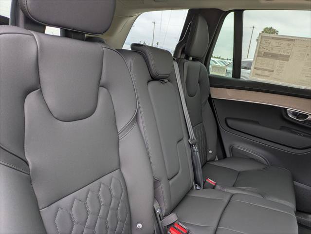 New 2026 Volvo XC90 T8 Plus w/ Protection Package AWD/4WD image 13