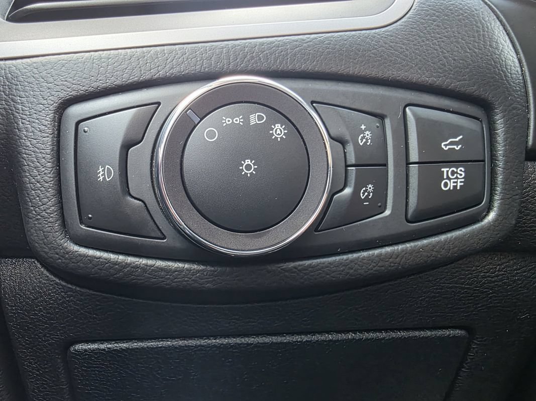 Used 2019 Ford Edge SEL w/ Equipment Group 201A AWD/4WD image 31