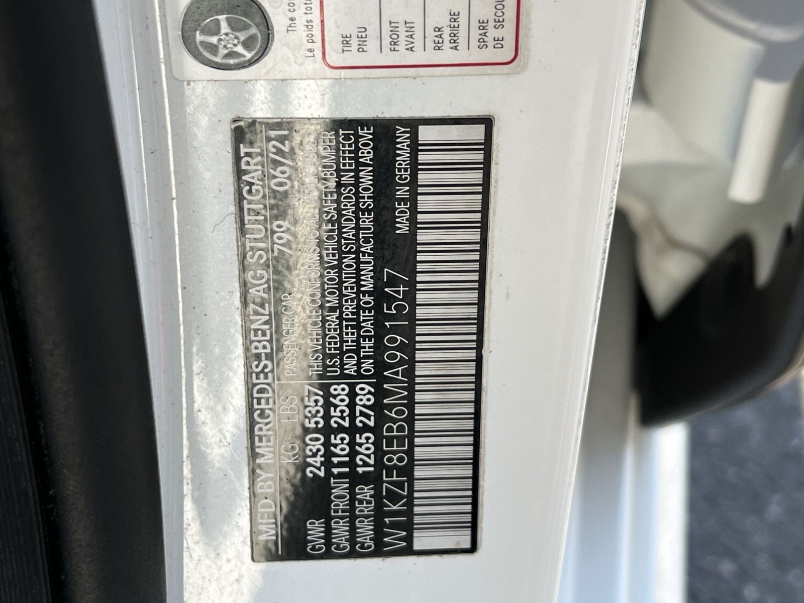 Certified 2021 Mercedes-Benz E 350 4MATIC Sedan w/ Premium Package image 35