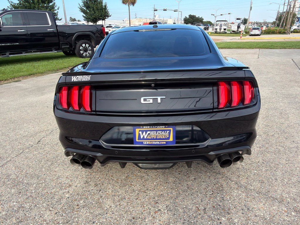 Used 2018 Ford Mustang GT Premium w/ Equipment Group 401A RWD image 5