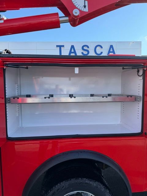 New 2026 Ford F550 4x4 Supercab Super Duty w/ XLT Value Package image 21