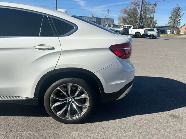 Used 2015 BMW X6 xDrive50i w/ Executive Package image 6