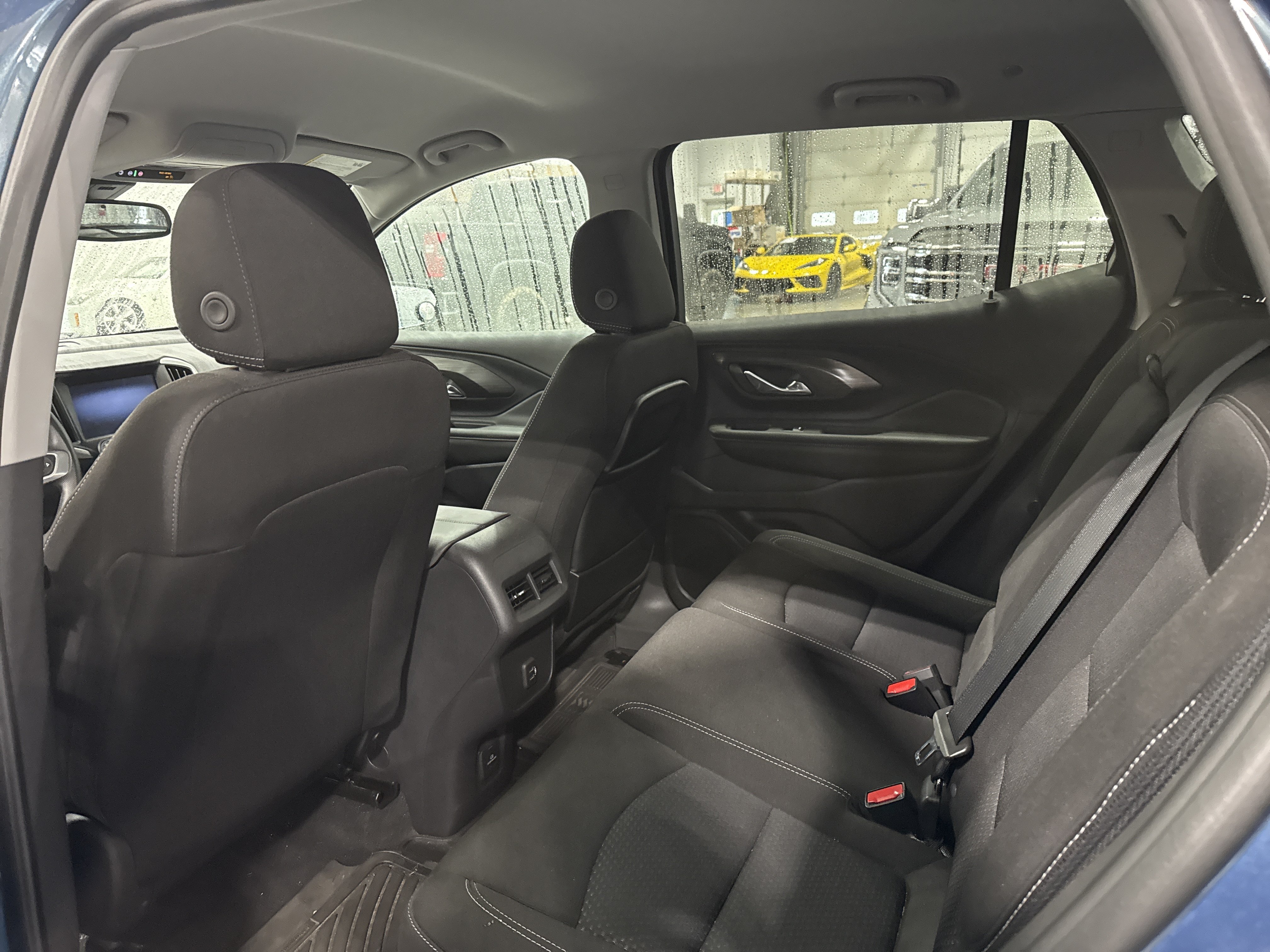 Used 2024 GMC Terrain SLE w/ Driver Convenience Package AWD/4WD image 8