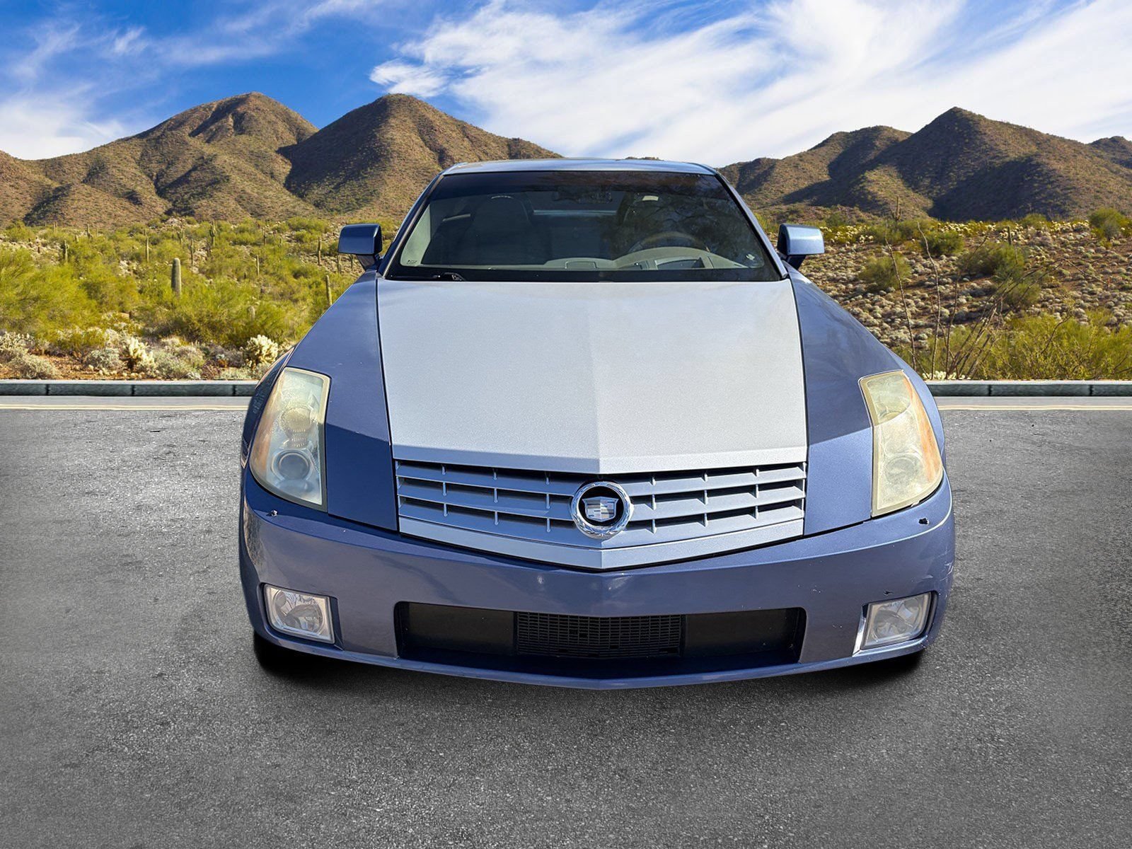 Used 2005 Cadillac XLR RWD image 7