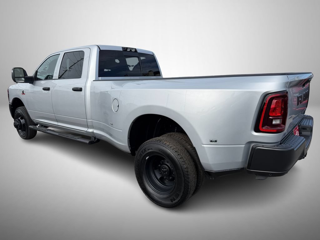 New 2026 RAM 3500 Tradesman AWD/4WD image 4