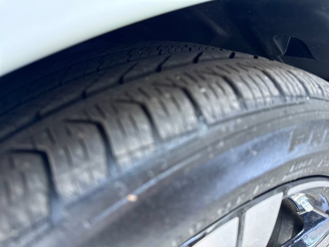 Used 2025 Mercedes-Benz C 300 4MATIC Sedan image 27