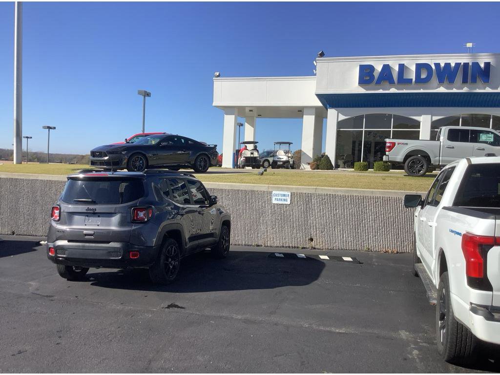 Used 2020 Jeep Renegade Altitude image 7