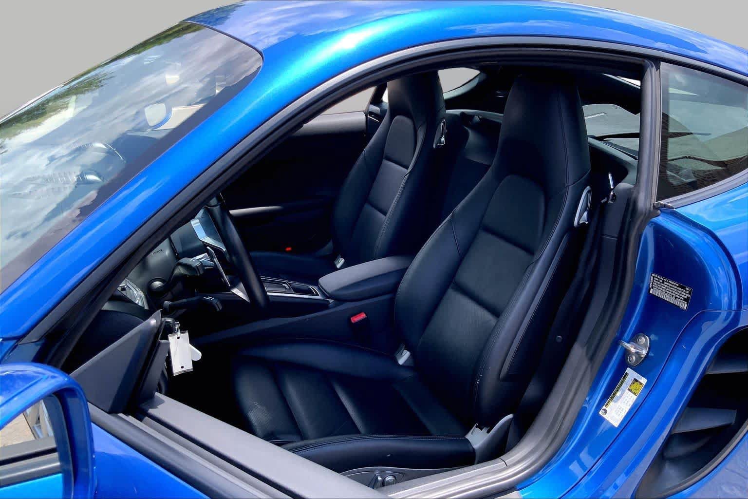 Used 2018 Porsche 718 Cayman RWD image 7