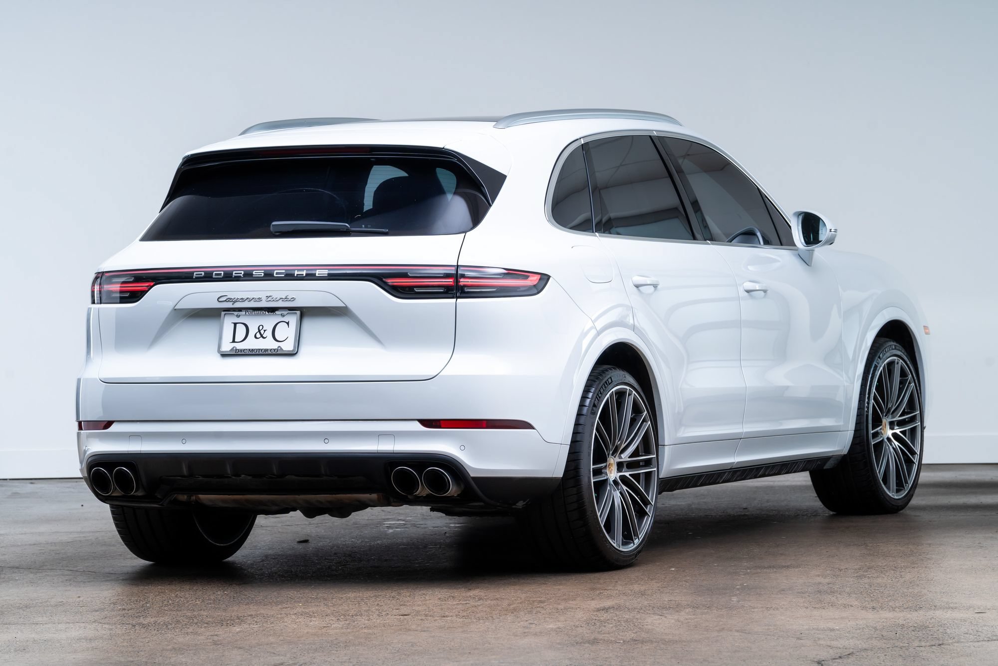 Used 2019 Porsche Cayenne Turbo AWD/4WD image 6