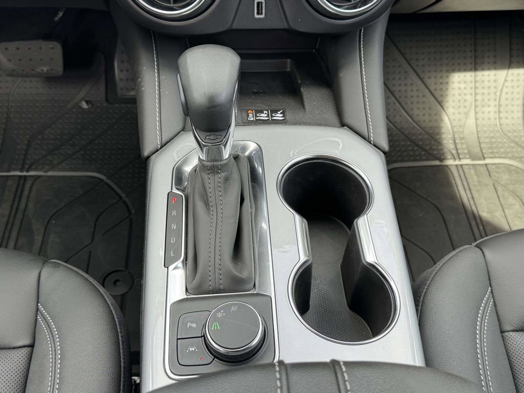 New 2026 Chevrolet Blazer LT w/ Sound & Technology Package FWD image 7