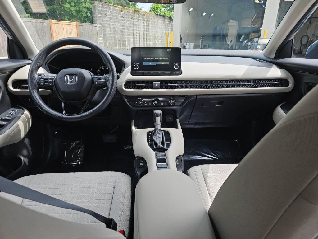 Used 2024 Honda HR-V LX image 19