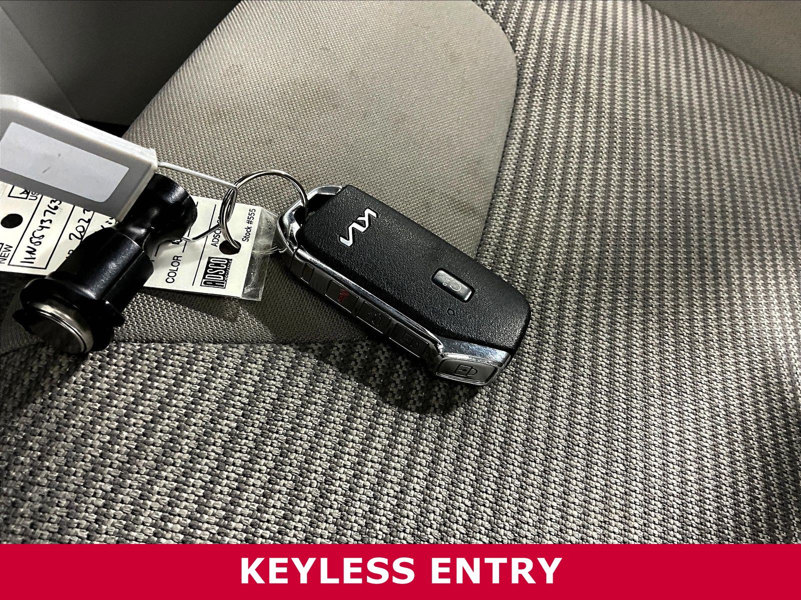 Used 2022 Kia Niro LXS FWD image 30