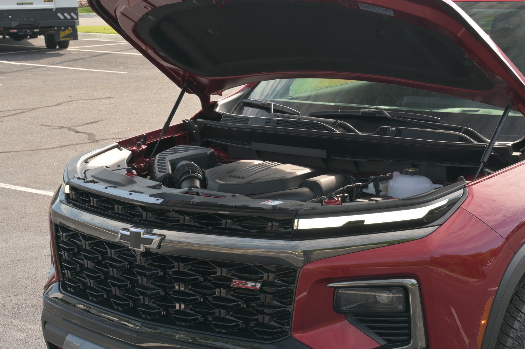New 2026 Chevrolet Traverse Z71 w/ Enhanced Driving Package AWD/4WD image 8