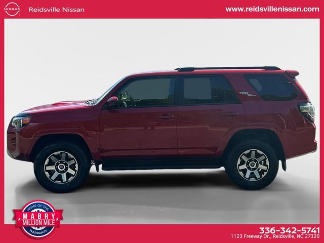 Used 2024 Toyota 4Runner TRD Off-Road image 3