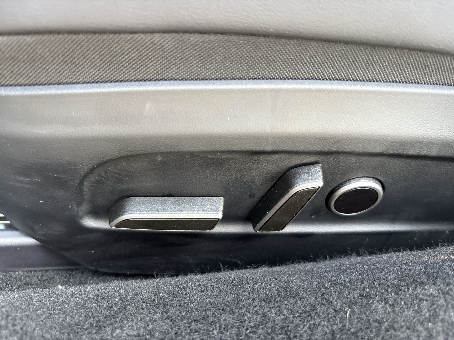 Used 2025 Tesla Model 3 Long Range RWD image 14