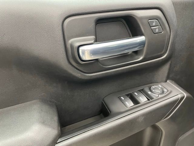 Used 2019 Chevrolet Silverado 1500 Custom w/ Custom Value Package image 9