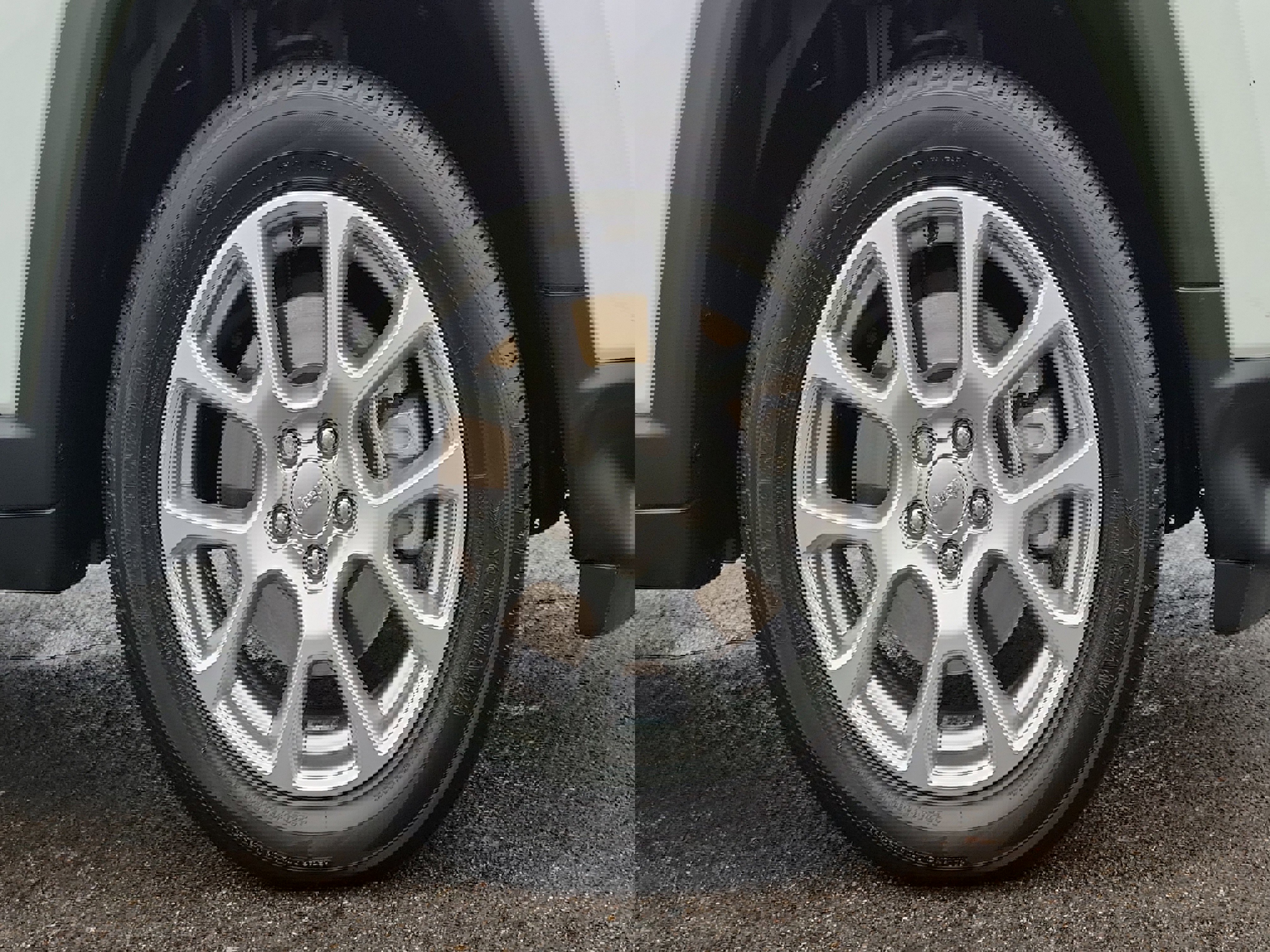 Used 2023 Jeep Compass Latitude image 5