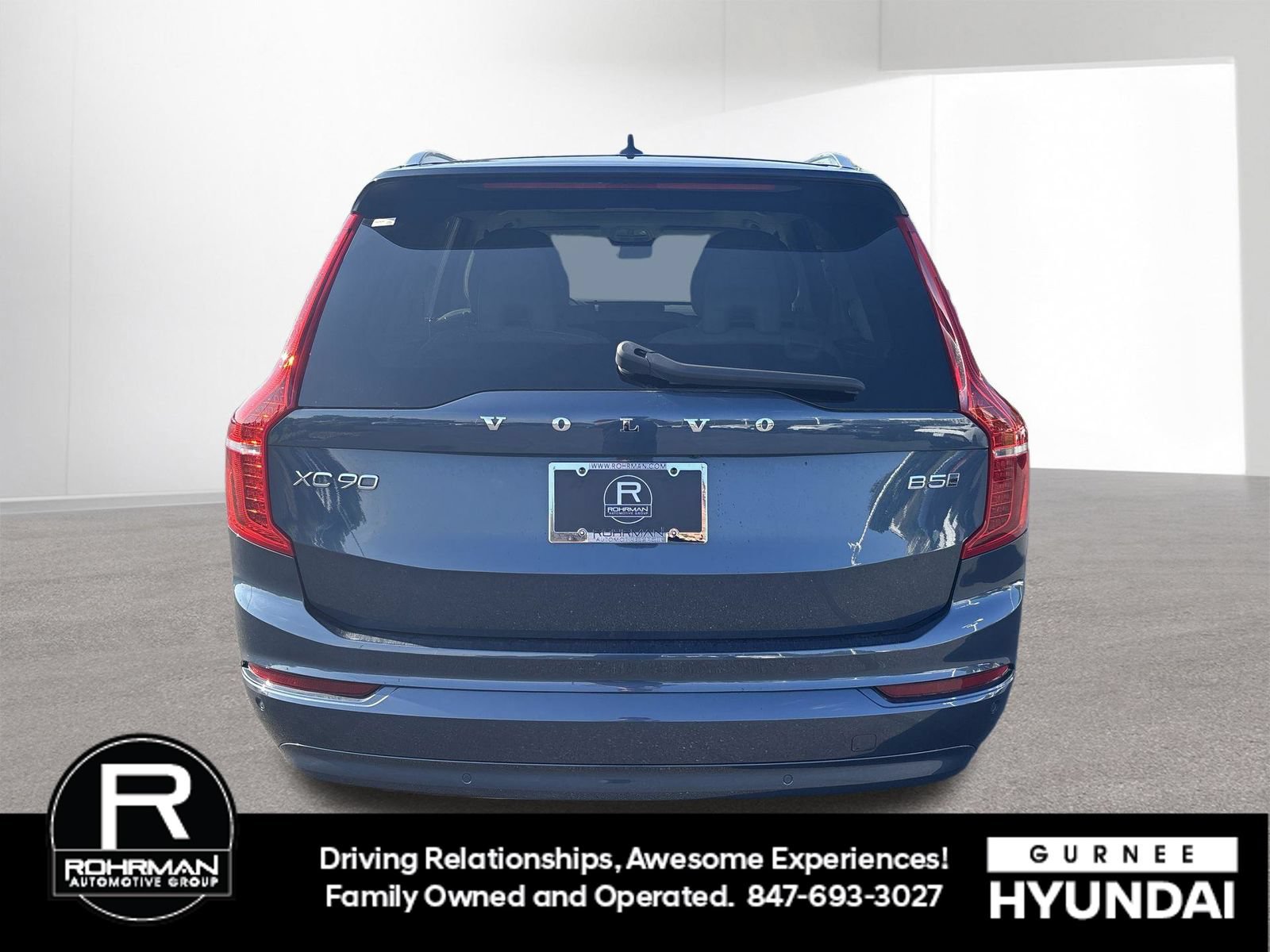 Used 2023 Volvo XC90 B5 Core AWD/4WD image 8