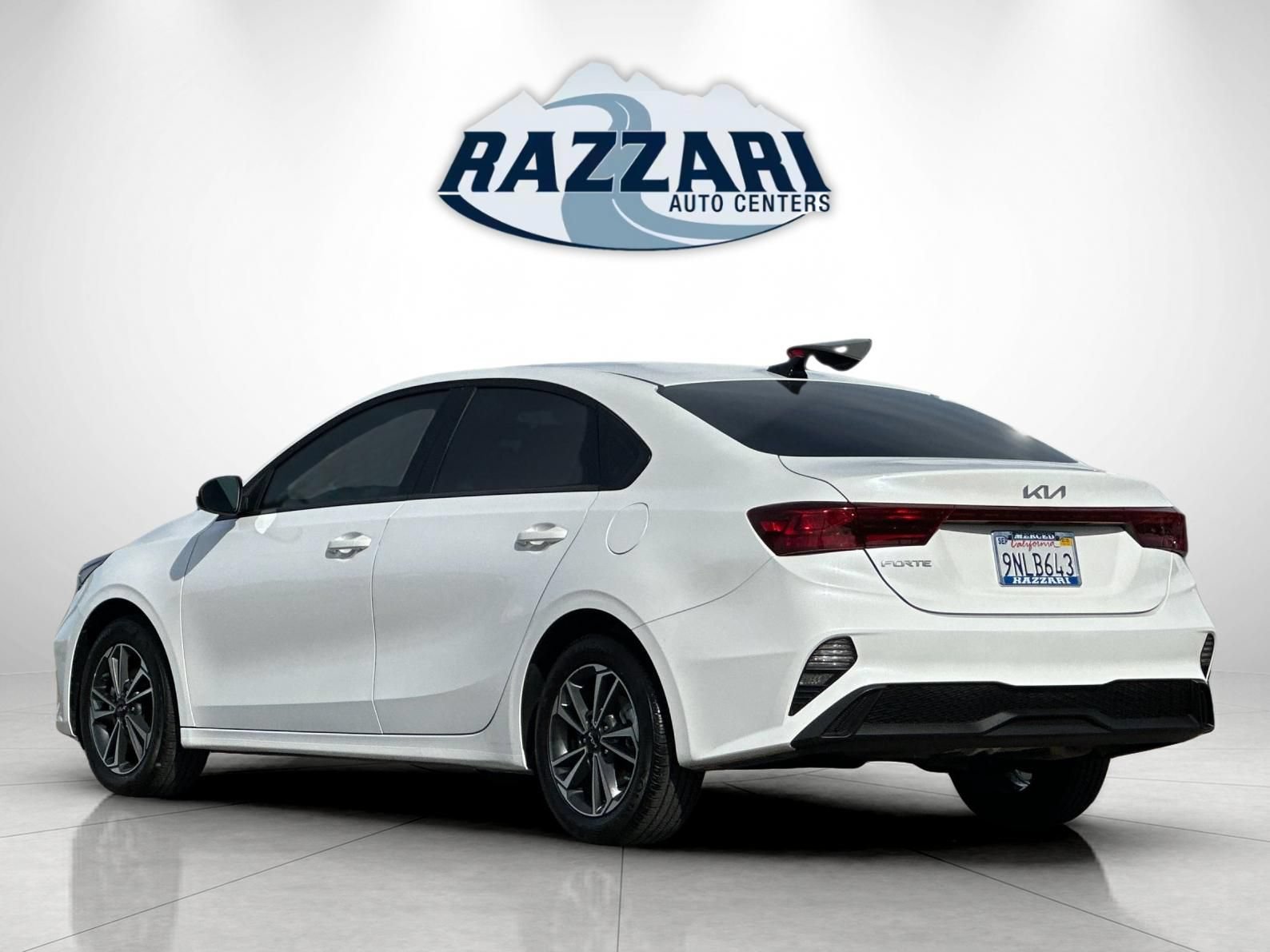 Used 2024 Kia Forte LXS FWD image 5