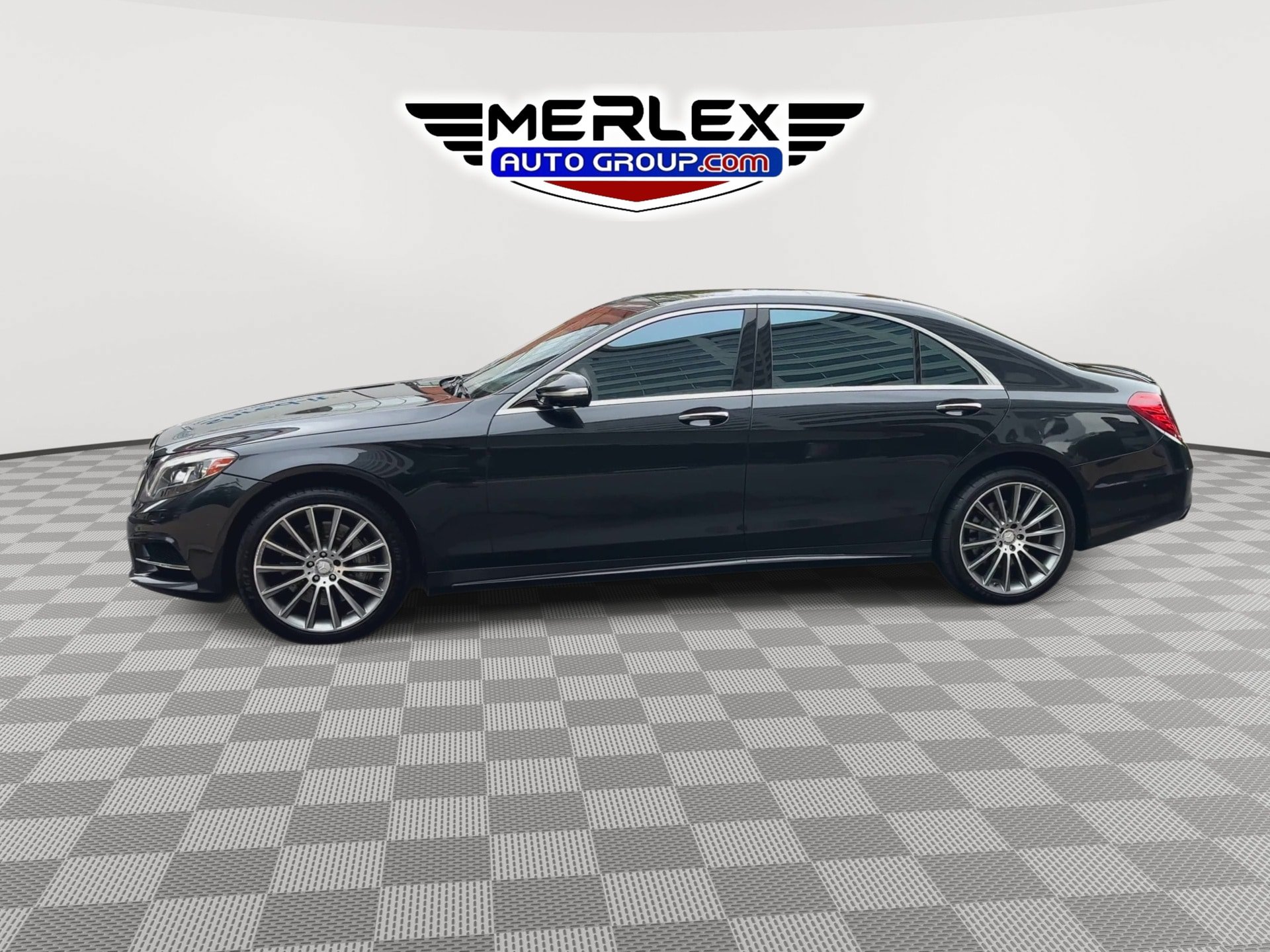 Used 2016 Mercedes-Benz S 550 Sedan image 5