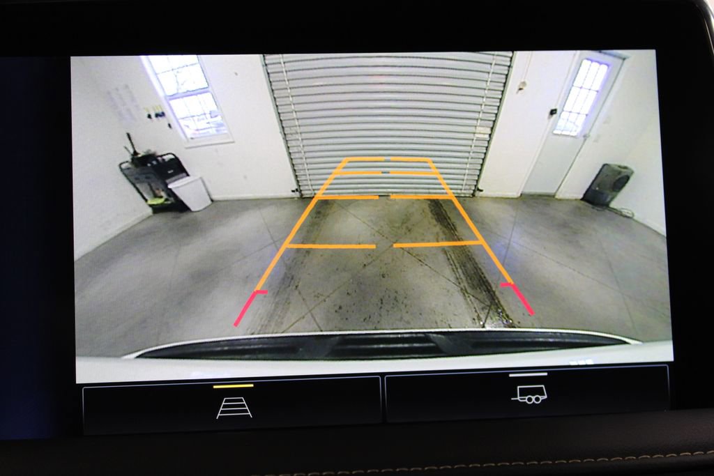 Used 2023 Chevrolet Suburban Premier image 56