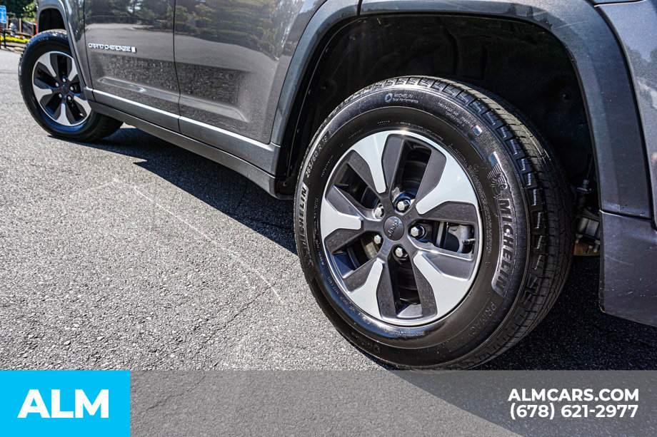 Used 2024 Jeep Grand Cherokee Limited 4xe AWD/4WD image 15