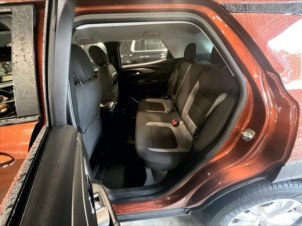 Used 2021 Chevrolet TrailBlazer LS AWD/4WD image 15