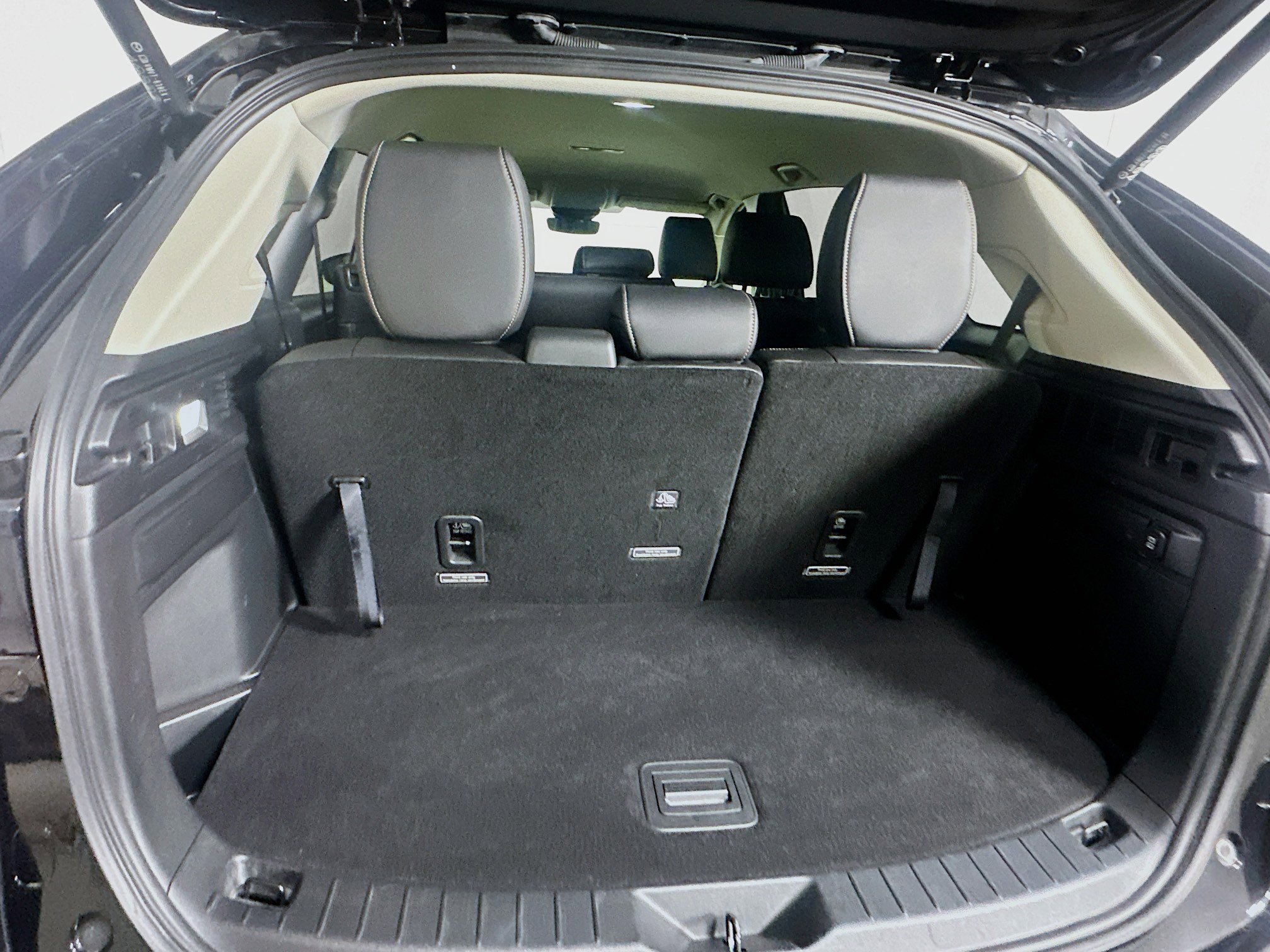 Used 2025 MAZDA CX-90 3.3 Turbo w/ Select Package image 30