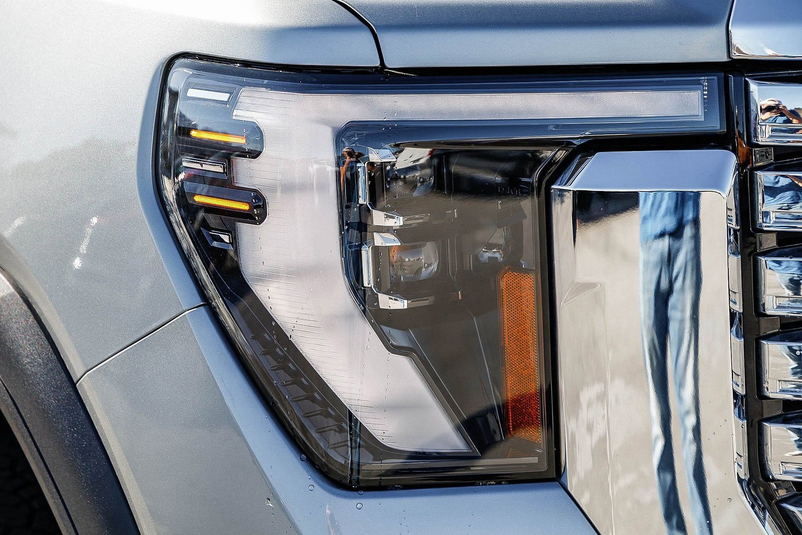 Used 2025 GMC Sierra 2500 Denali w/ Denali Reserve Package image 7