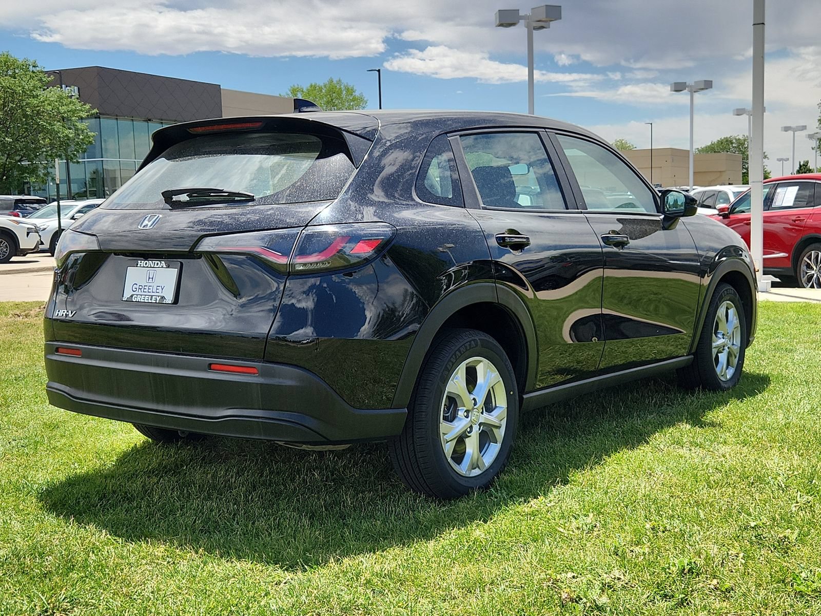 Used 2023 Honda HR-V LX image 5