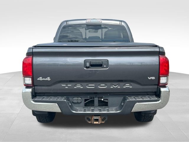 Used 2018 Toyota Tacoma SR5 image 4