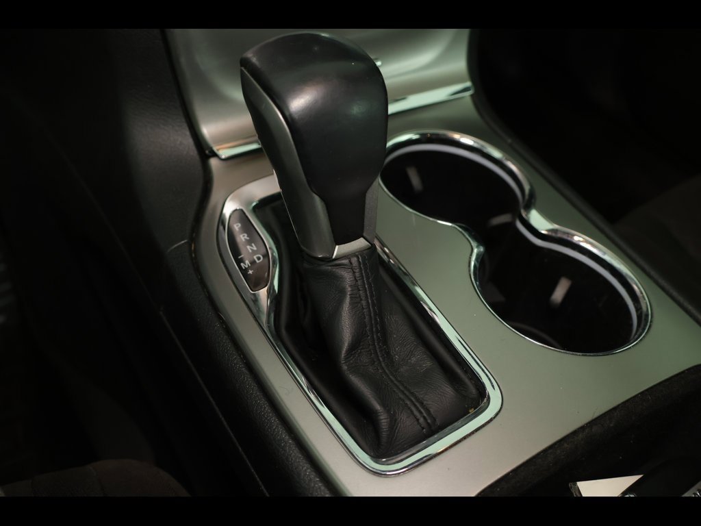 Used 2021 Jeep Grand Cherokee Laredo image 26