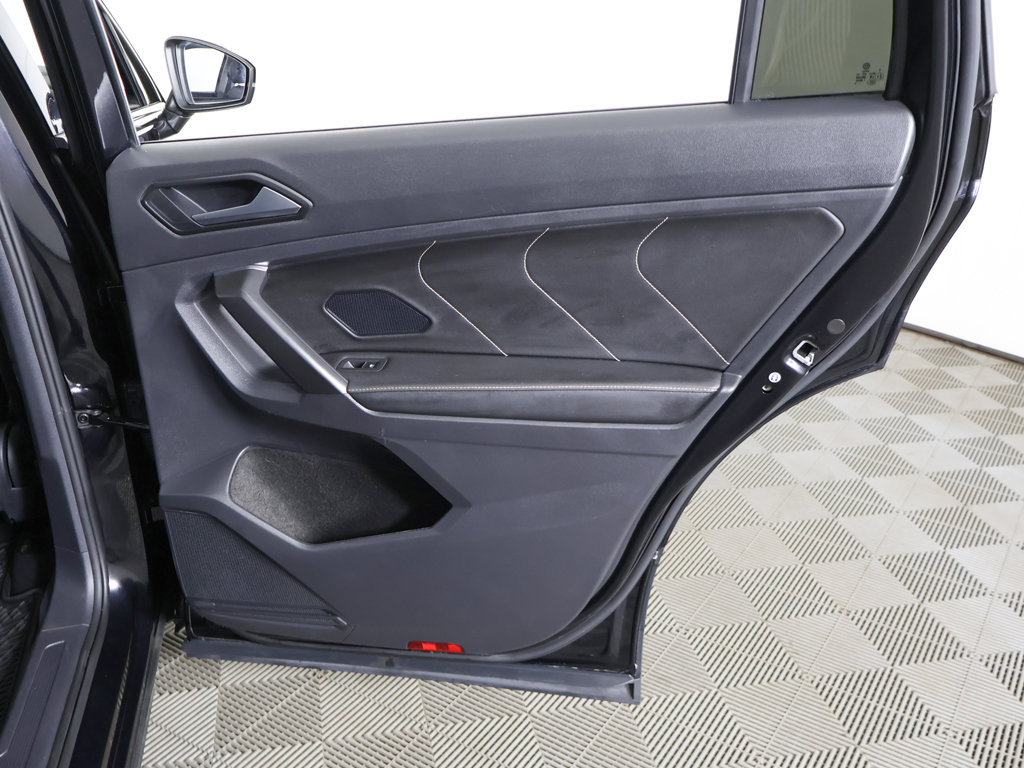 Used 2023 Volkswagen Tiguan SE FWD image 26