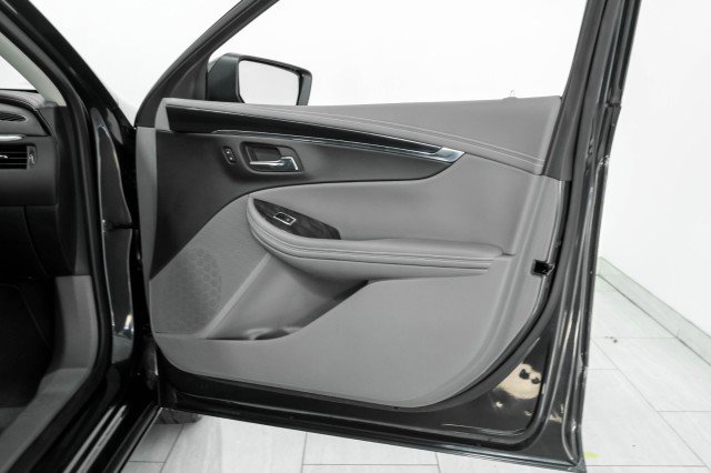 Used 2014 Chevrolet Impala LT w/ Convenience Package image 41