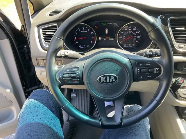 Certified 2017 Kia Sedona EX image 30