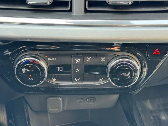 Certified 2024 Chevrolet Trax LT w/ Driver Confidence Package image 11