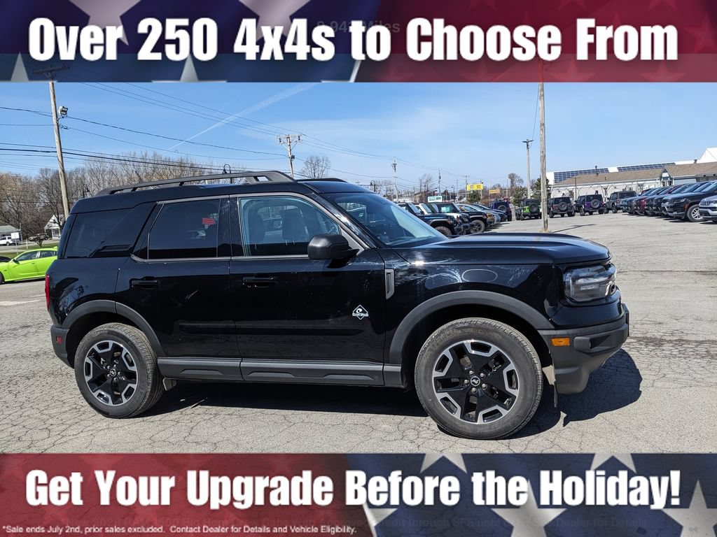 Used 2024 Ford Bronco Sport Outer Banks w/ Tech Package AWD/4WD image 4