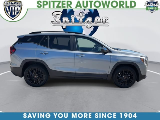 Used 2023 GMC Terrain SLE w/ Elevation Edition FWD image 10