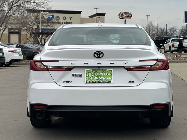 Used 2026 Toyota Camry SE w/ Convenience Package FWD image 4