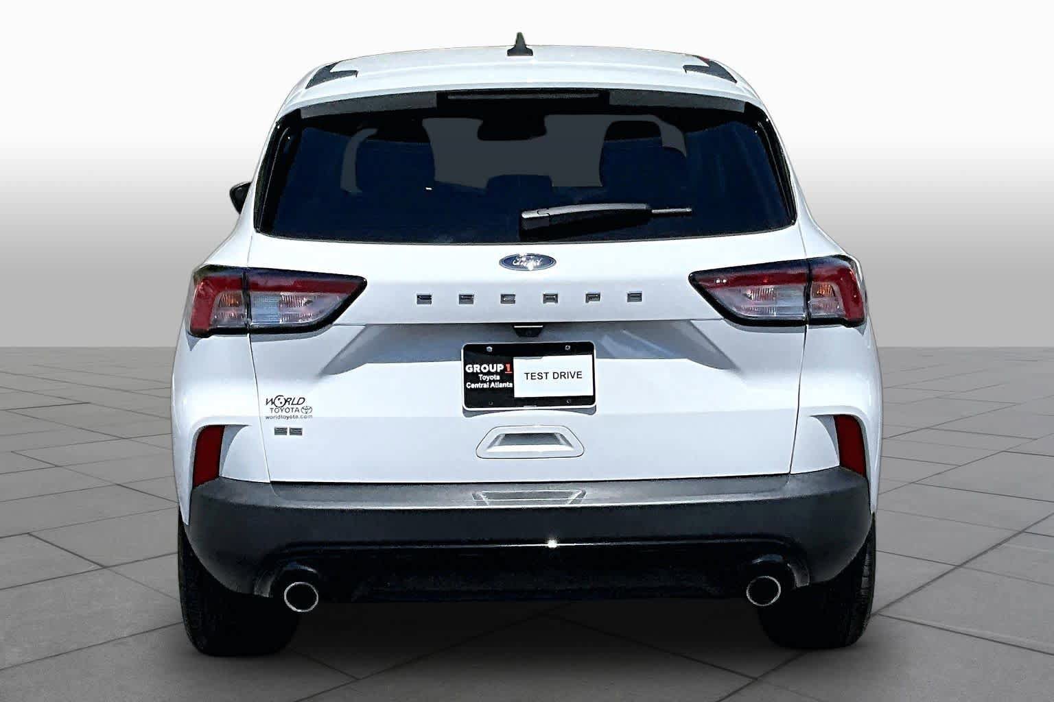 Used 2021 Ford Escape SE w/ SE Sport Appearance Package FWD image 5