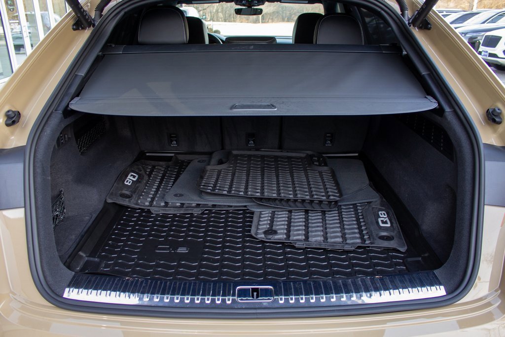 Used 2025 Audi Q8 Prestige image 23