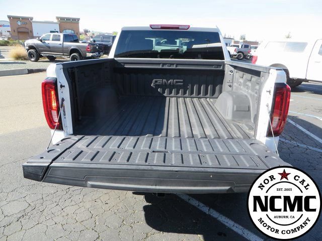 Used 2025 GMC Sierra 1500 AT4 image 14
