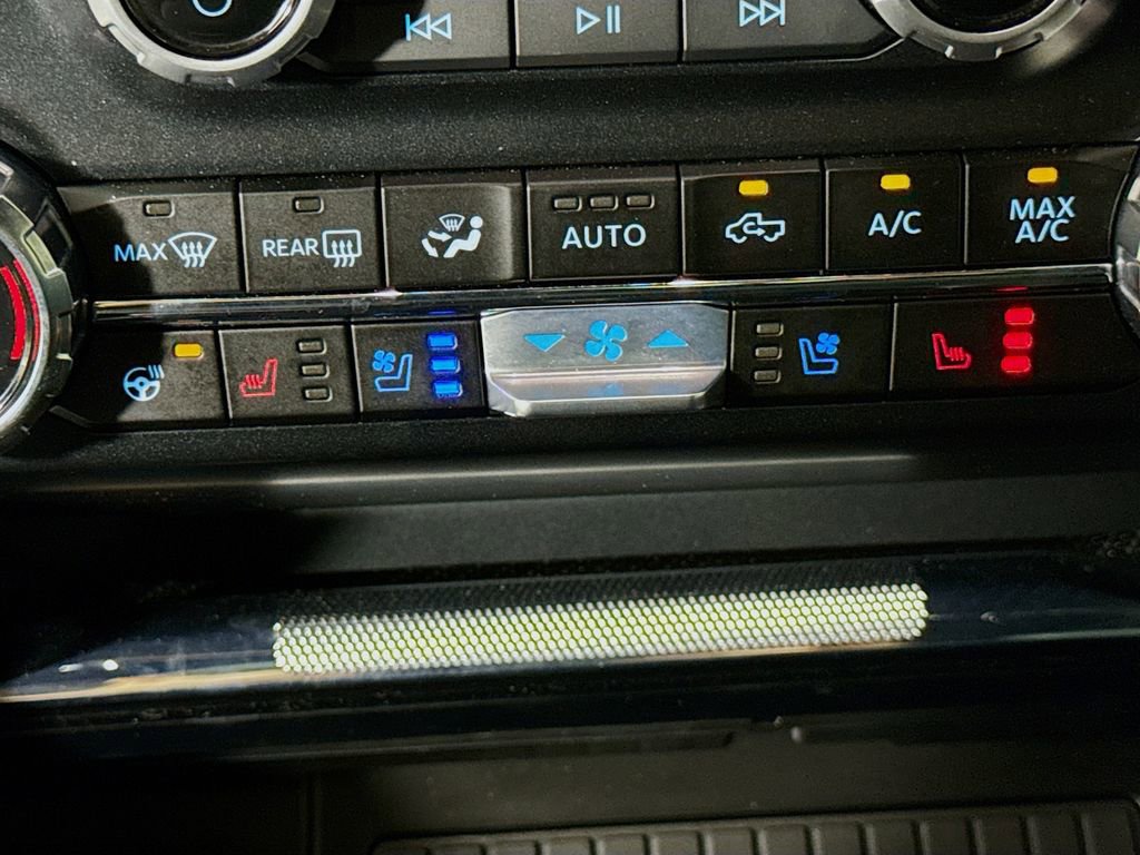 Used 2023 Ford F150 Raptor w/ Blue Interior Package AWD/4WD image 23