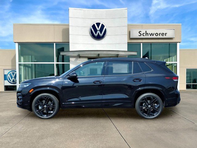 New 2026 Volkswagen Tiguan SE R-Line
