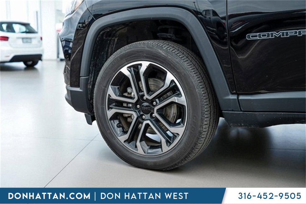 Used 2022 Jeep Compass Limited image 39