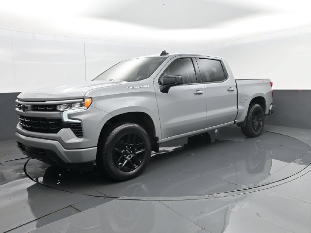 Used 2024 Chevrolet Silverado 1500 RST w/ Protection Package AWD/4WD image 2