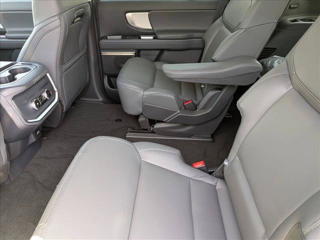 New 2026 Ford Expedition Active RWD image 15