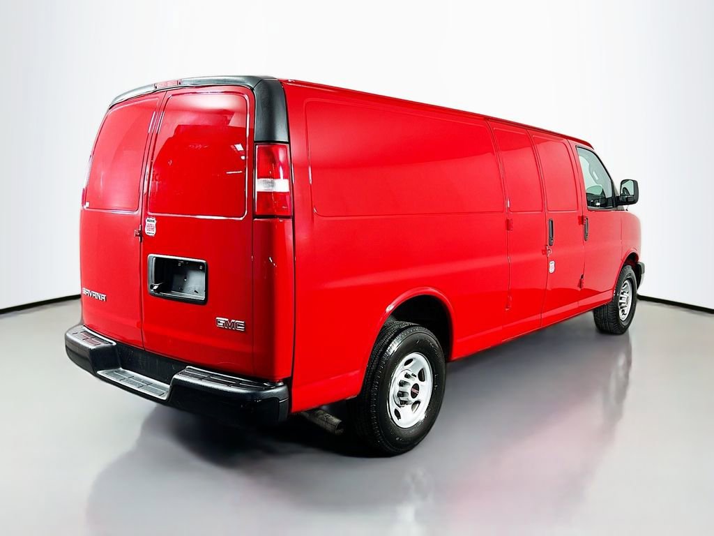Used 2022 GMC Savana 3500 Extended w/ Driver Convenience Package RWD image 5